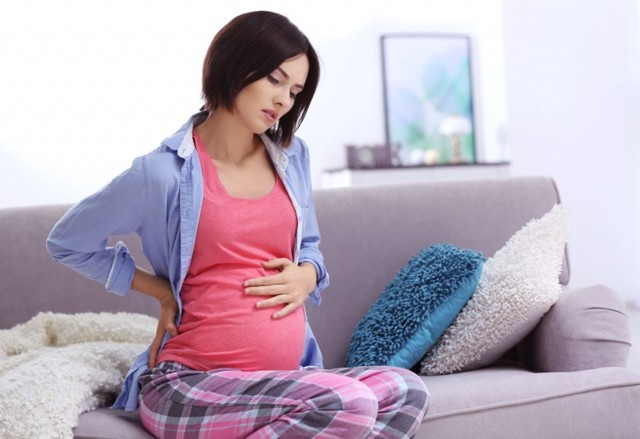 Как преодолеть утреннюю тошноту при беременности - советы врачей
